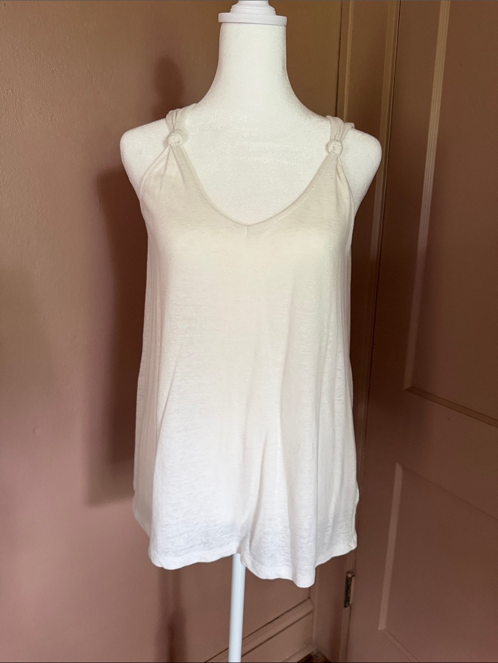 Old Navy Cream Knot-Shoulder Tank Top
